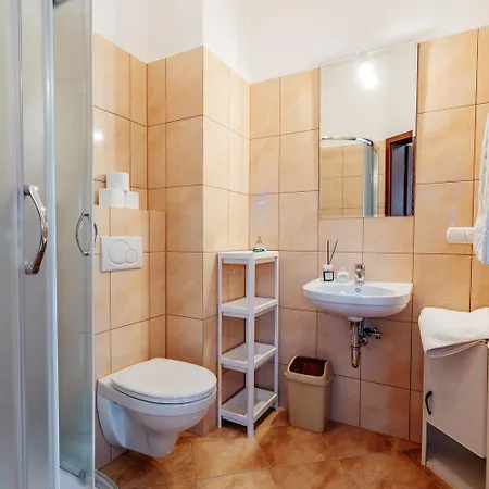 Pod Glinikiem Apartment *